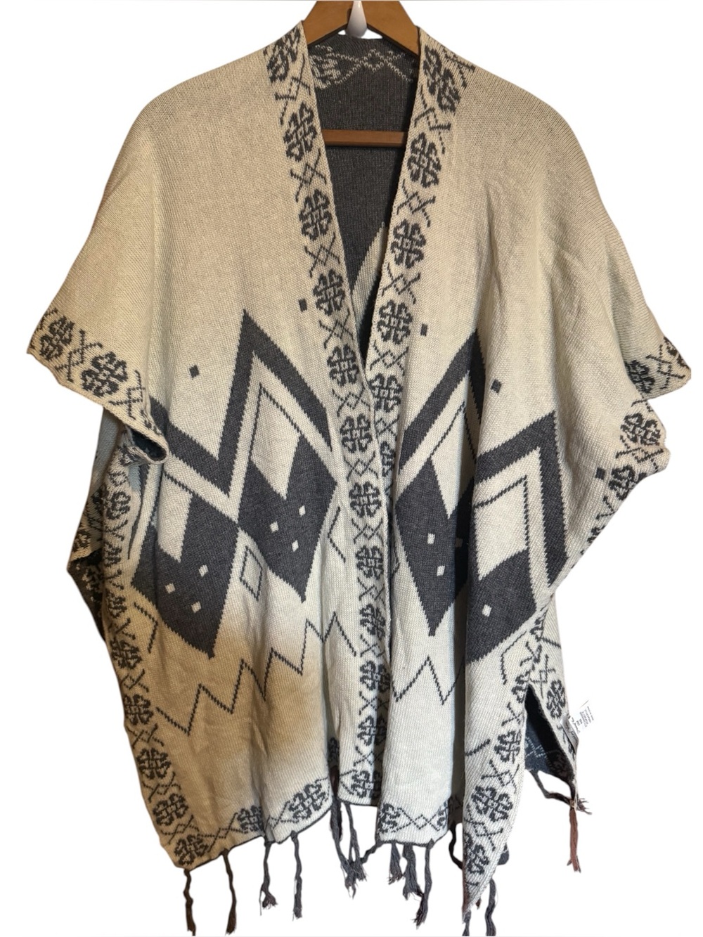 Nwt paisley vine reversible open front boho sweater poncho wrap osfm unisex
